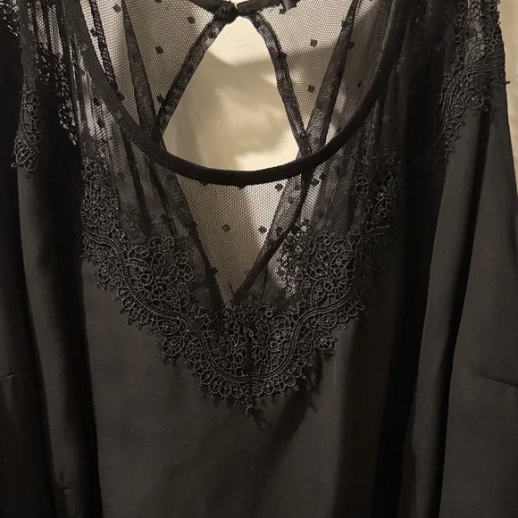 Doe & Rae Black Lace Dress - Picture 2 of 5